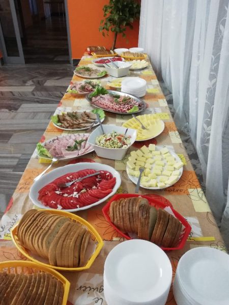 Orodek Wczasowy HUTNIK - stowka - bufet szwedzki