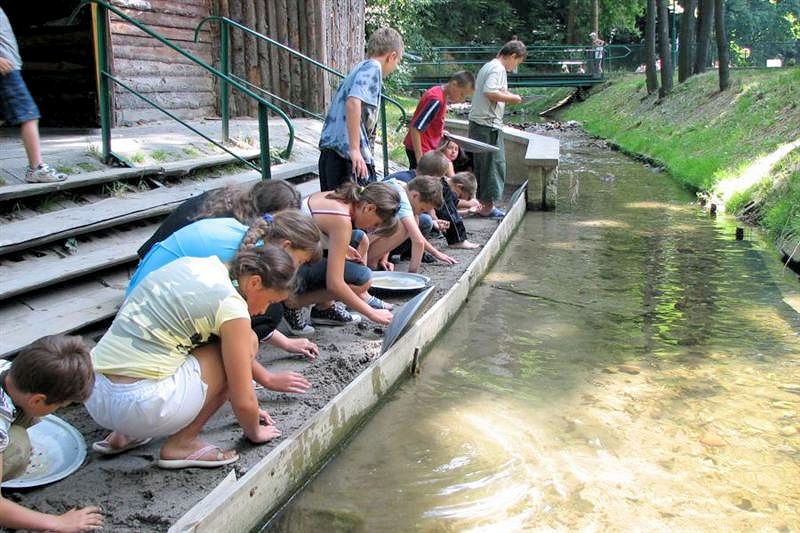 Banderoza - program Pukanie Zota nad rzeczk Starynk