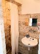 Kompleks Turystyczny Sudety - BANDEROZA - Pawilon 3 - przykładowy pokój - łazienka